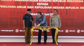Proses penyerahan aset rampasan negara . (Dok. KPK)
