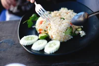 Ilustrasi makan nasi. (Foto: Pexels)
