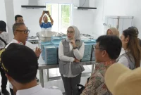 Wakil Ketua Komisi IX DPR RI Nihayatul Wafiroh, saat Kunjungan Kerja Komisi IX di SPPG Tanjung Hutan, Kabupaten Karimun, Kepulauan Riau, Rabu (8/7/2026). (Dok. DPR RI)
