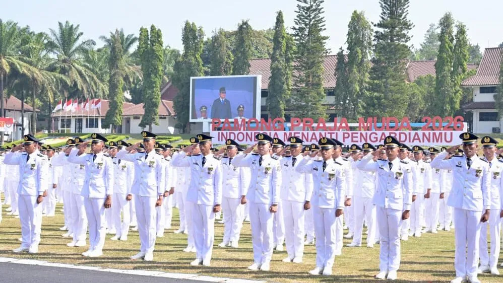 Presiden Prabowo Subianto memimpin Upacara Pelantikan Pamong Praja Muda (PPM) Angkatan XXXIII Institut Pemerintahan Dalam Negeri (IPDN) Tahun 2026. (Dok. Setpres)