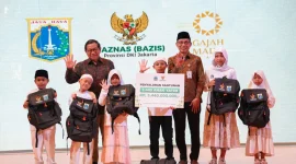 Pemprov DKI Jakarta bersama Baznas DKI menggelar Santunan Muharam dan Belanja Bersama bagi anak yatim. (Dok. Pemprov DKI)