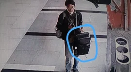Bukti rekaman CCTV pelaku pencurian tas di Stasiun Tawang, Semarang, Jawa Tengah. (Dok. Polrestabes Semarang)