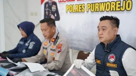 Satresnarkoba Polres Purworejo mengungkap jaringan peredaran obat keras ilegal dan mengamankan seorang pemuda beserta sejumlah barang bukti. (Dok. Polres Purworejo)