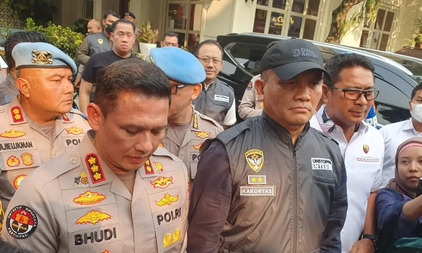 Kortas Tipidkor Bersama Polda Metro Geledah Dua Lokasi di Cipete untuk Penyidikan. (Dok. Humas Polri)