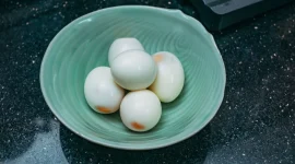 Telur rebus siap makan. (Foto: Pexels)