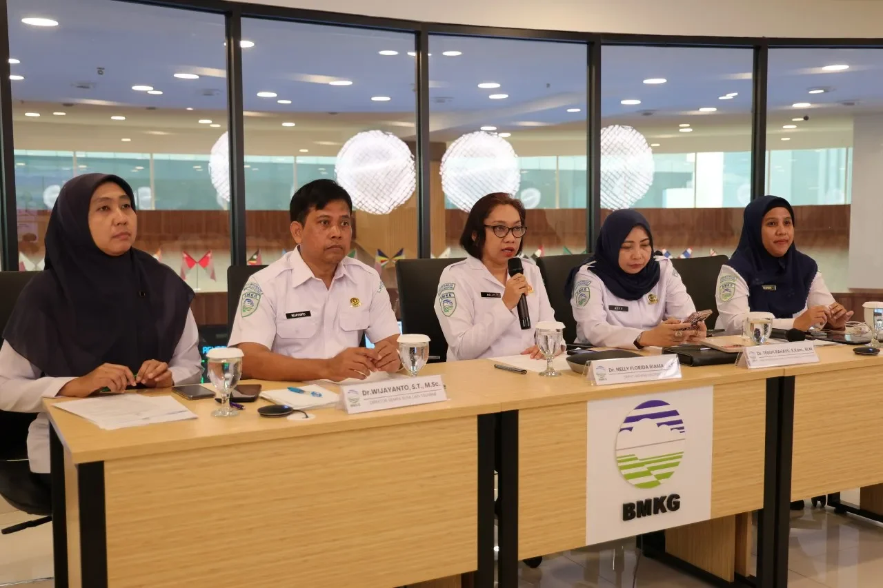 BMKG Terus Pantau Perkembangan Muka Air Laut Pasca Gempa Magnitudo 7 di Flores. (Dok. BMKG)