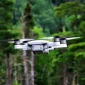 Ilustrasi drone sedang terbang. (Foto: Pexels)