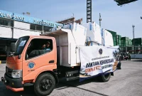 Kemenhub Memberangkatkan Bantuan Logistik 7,9 Ton via KM Tidar Menuju Pelabuhan Maumere NTT. (Dok. Kemenhub)