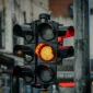 Ilustrasi lampu lalu lintas. (Foto: Pexels)